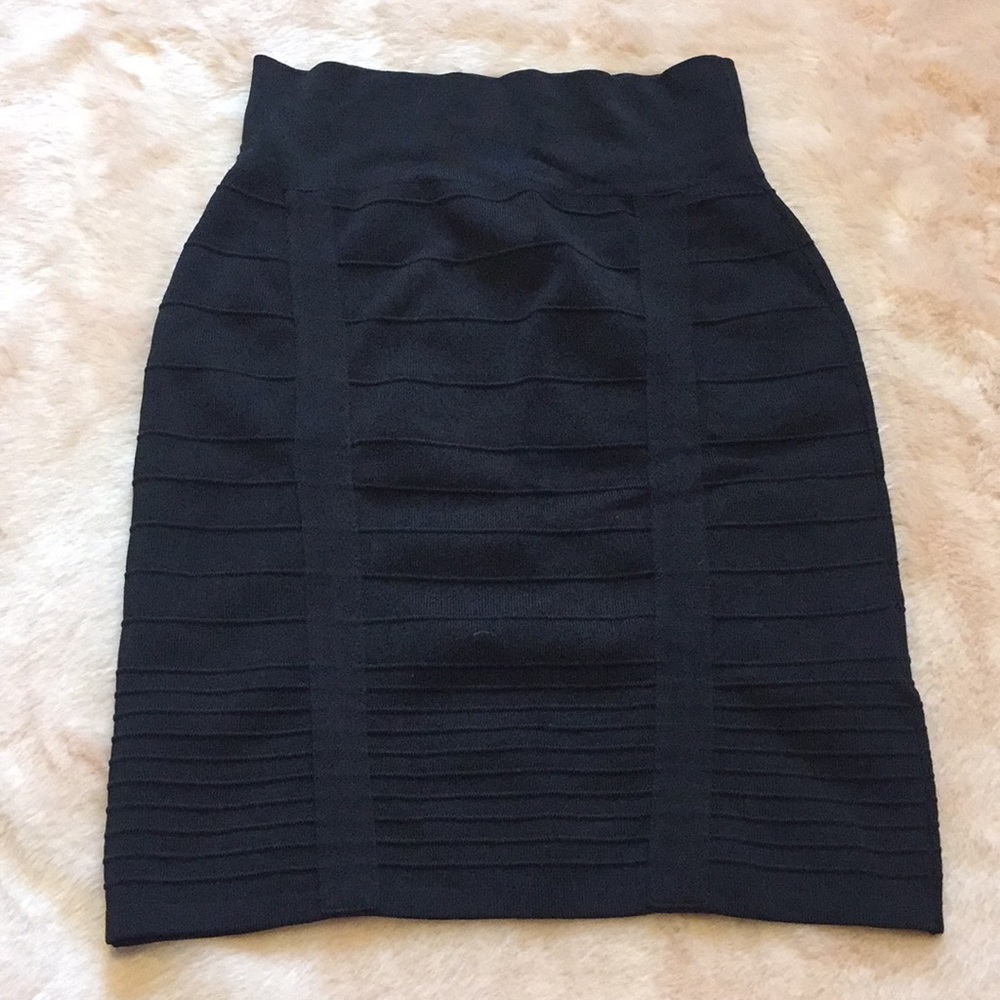 Black R&R skirt